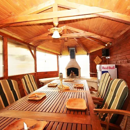 컨트리하우스 Lienka Bešeňová