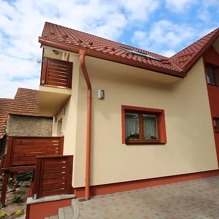 カントリーハウス Lienka *